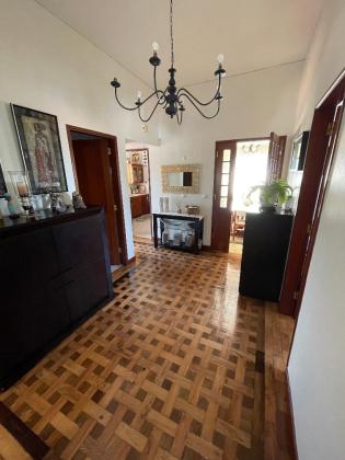 Vende-se apartamento, tipo3 no bairro da Polana