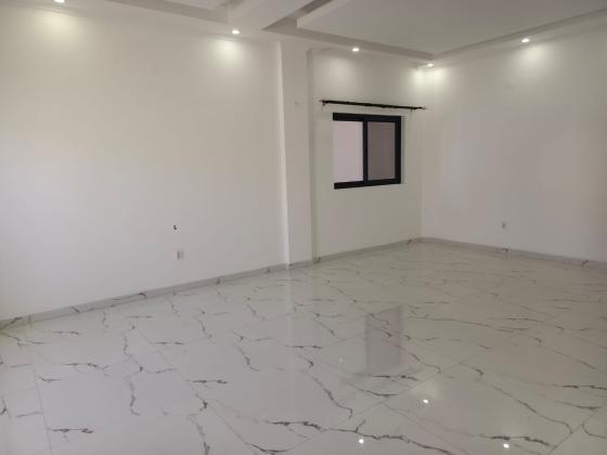 Arrenda-se Moradia, tipo5 no bairro de laulane