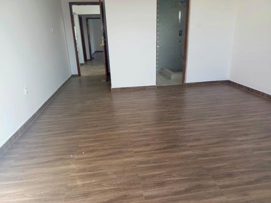 Arrenda-se Moradia, tipo5 no bairro de laulane