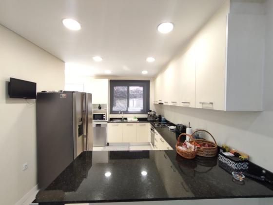 Vende-se Moradia, tipo3 no bairro da costa do sol triunfo velho