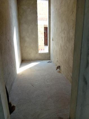 vende-se Moradias inacabadas, tipo3 cada bairro da costa do sol continuidade do triunfo 2