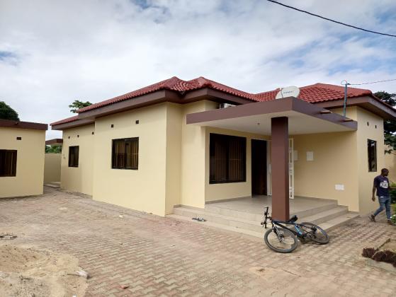 Arrenda-se vivenda, tipo3 no bairro de Guava muito próximo a EDM