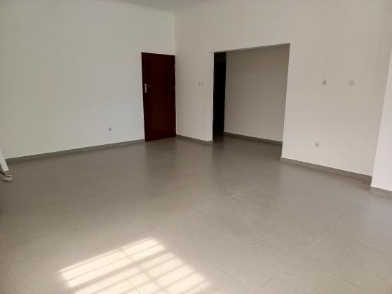 Arrenda-se vivenda, tipo3 no bairro de Guava muito próximo a EDM