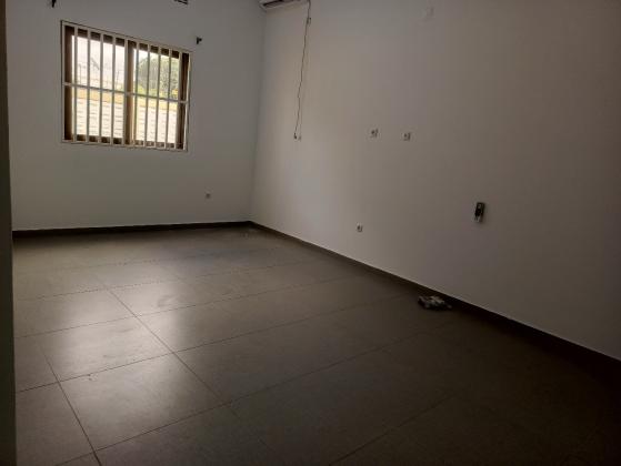 Arrenda-se vivenda, tipo3 no bairro de Guava muito próximo a EDM