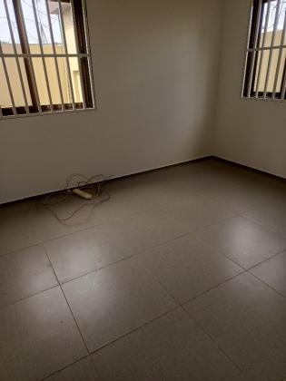 Arrenda-se está bela Vivenda, Tipo3 no bairro de Guava