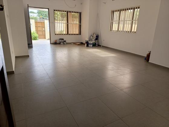 Arrenda-se vivenda, tipo3 no bairro de Guava muito próximo a EDM