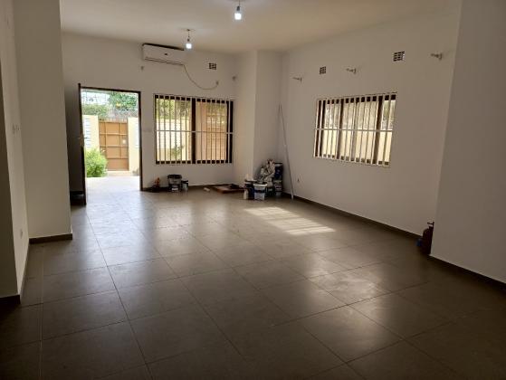 Arrenda-se vivenda, tipo3 no bairro de Guava muito próximo a EDM