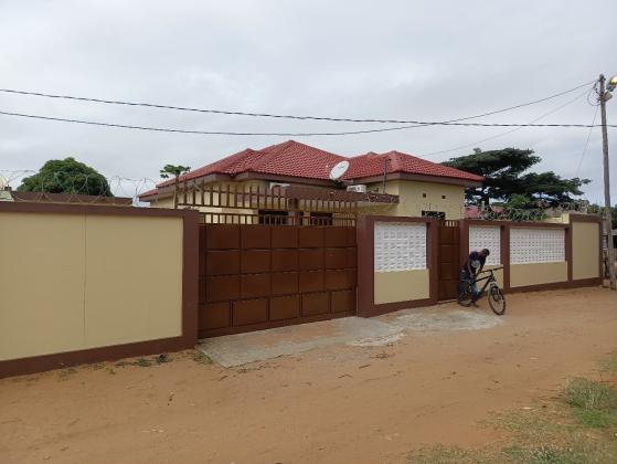 Arrenda-se está bela Vivenda, Tipo3 no bairro de Guava