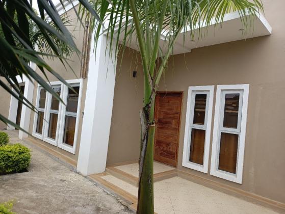 Vende-se está bela vivenda, tipo3 no bairro de Laulane a 120 metros da estrada Rua da Beira