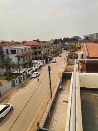 Vende-se Moradia, tipo4 no bairro da costa do sol triunfo 1