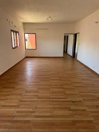 Vende-se vivenda, tipo4 no bairro de Magoanine CMC