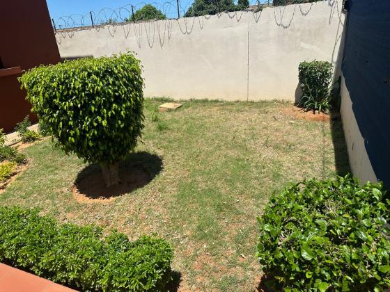 Vende-se vivenda, tipo4 no bairro de Magoanine CMC