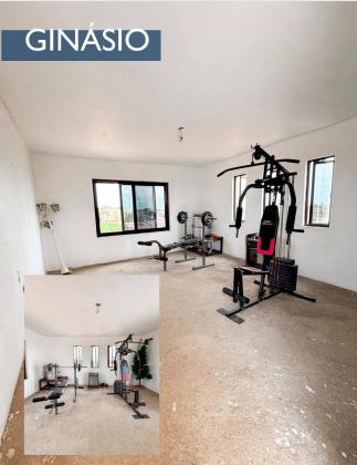 Vende-se Moradia triplex, tipo4 no bairro Magoanine CMC