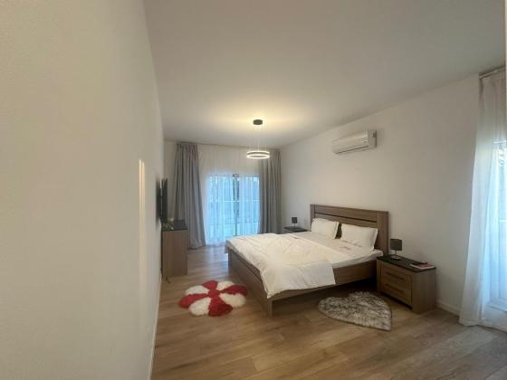 Arrenda-se apartamento, tipo3 no bairro da costa do sol Dona Alice condomínio 4life