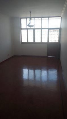 Vende-se apartamento, tipo3 na Av. 24 de Julho