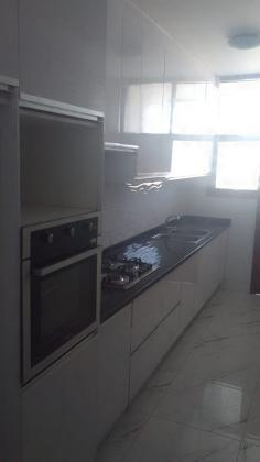 Vende-se apartamento, tipo3 na Av. 24 de Julho