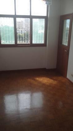 Vende-se apartamento, tipo3 na Av. 24 de Julho