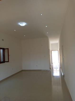 Vende-se este bal vivenda, tipo3 no bairro de laulane muito próximo ao mercado laulane a 120 metros da Rua da Beira