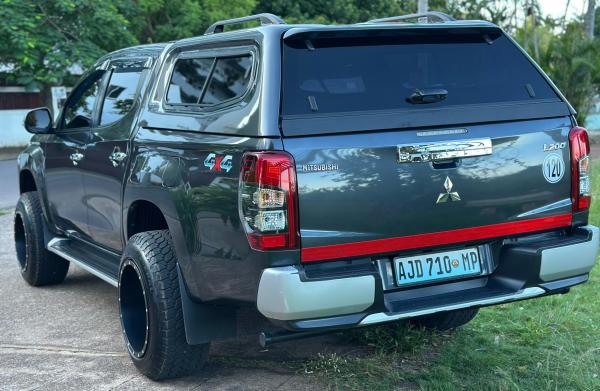 Mitsubishi Triton Sport L200 INGLESA BARBARIANN