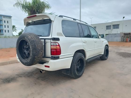 Toyota Land Cruiser VX Limited