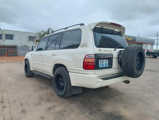 Toyota Land Cruiser VX Limited