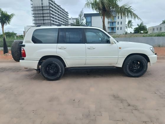 Toyota Land Cruiser VX Limited