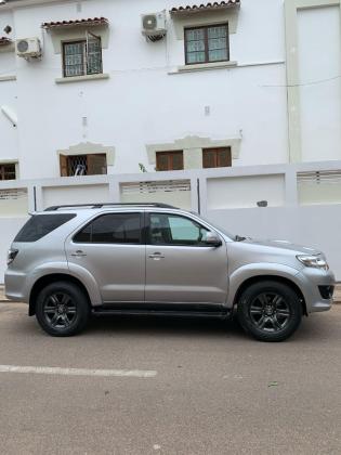 Toyota Fortuner 2015 Comprado no agente Toyota de Moçambique