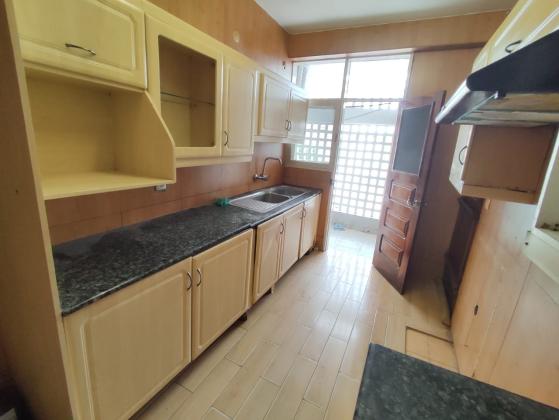Arrendo Apartamento T3 (suíte) dentro do condomínio perto da Rua da França COOP