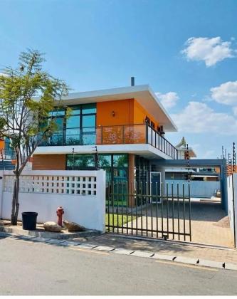 Vendo Moradia T3 detro do Condomínio Vila Sol (Triunfo) Suíte Master e anexo