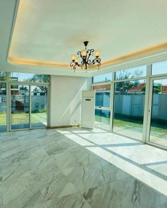 Vendo Moradia T3 detro do Condomínio Vila Sol (Triunfo) Suíte Master e anexo