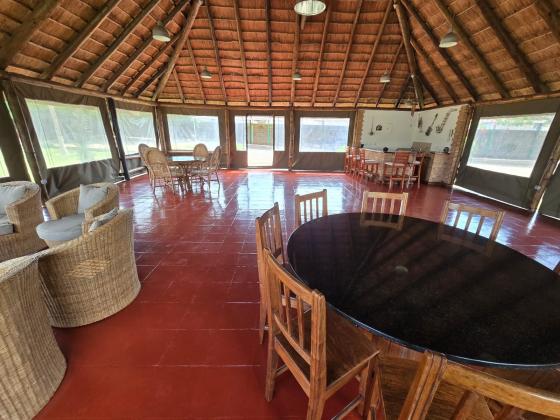 Vende-se Propriedade ( Quinta ) na Matola