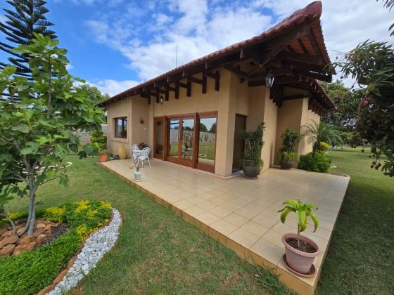 Vende-se Propriedade ( Quinta ) na Matola