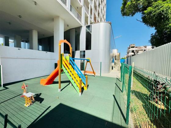 Arrenda-se no Olimpic Terrace Tipo 2 com Mobília