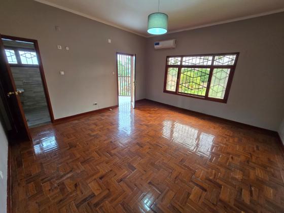 Moradia Tipo 4 na Matola Hanhane