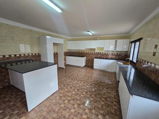 Arrenda-se Casa Tipo 4 na Matola Tchumene