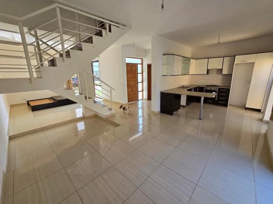 Arrenda-se Casa Tipo 3 no Belo Horizonte