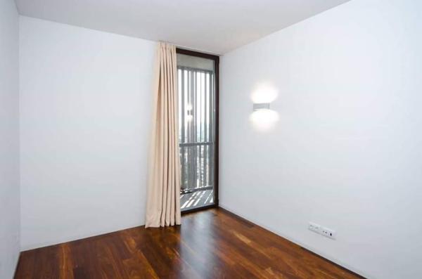 VENDE-SE LUXUOSO APARTAMENTO T-2, SUÍTE MODERNO, NUM ANDAR ALTO,  VISTA AO MAR NA POLANA NO EDIFÍCIO JN-130 NA AV. JULIUS NYERERE  A USD 550.000