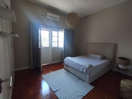 MOBÍLADA:  ARRENDA-SE APARTAMENTO T-2, 