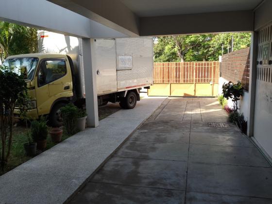 Moradia Duplex tipo-4 com 2salas na Sommerschield1