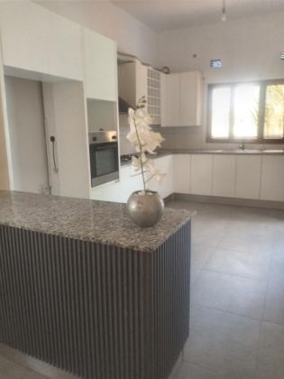 VENDO MORADIA T3 COM PISCINA