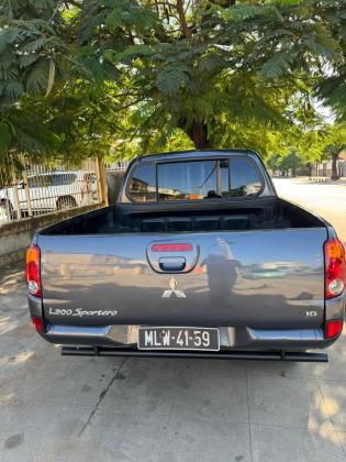 MISTSUBISHI TRITON L200