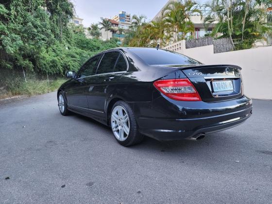 MERCEDES BENZ C200