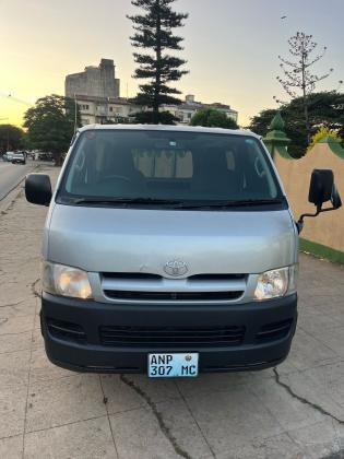 TOYOTQ HIACE RECÉM IMPORTADO