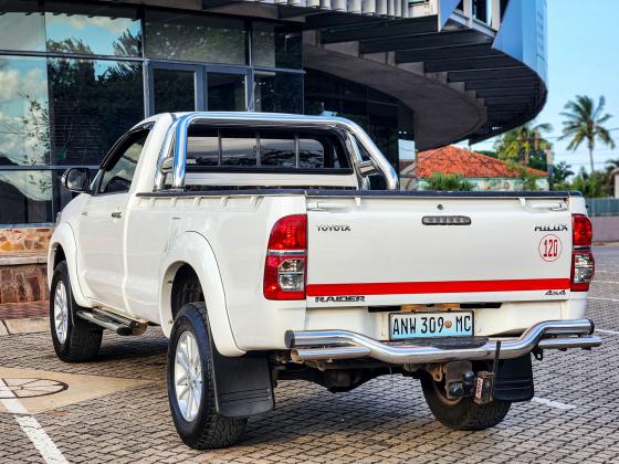 Toyota Hilux cabine simples 2014