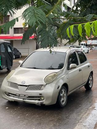 Nissan March Sport