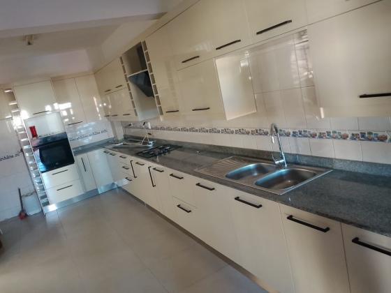 arrenda-se moradia T4 condomínio Bela vista, Sommarshield 2, próximo ao hospital privado