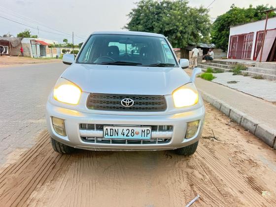 TOYOTA RAV4