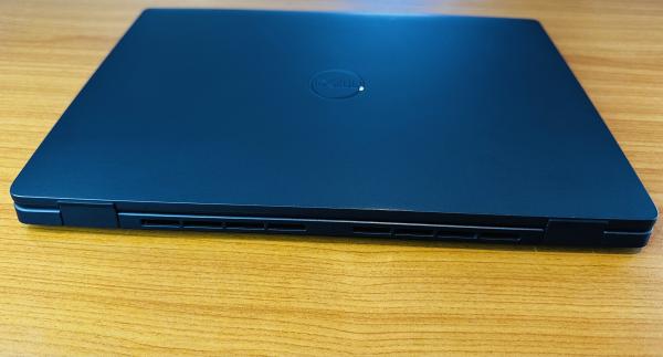 Dell Latitude 7440 UltraBook and Touchscreen Machine 13 TH Generation,Intel Core I7-1365U (12 CPUs)32 GB DDR5 SDRAM , 512 GB SSD STORAGE NVMe intel Ir