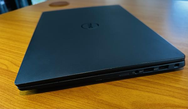 Dell Latitude 7440 UltraBook and Touchscreen Machine 13 TH Generation,Intel Core I7-1365U (12 CPUs)32 GB DDR5 SDRAM , 512 GB SSD STORAGE NVMe intel Ir