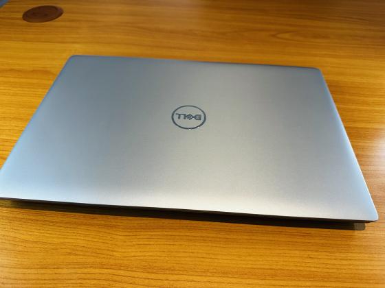 Dell Pricision 3571 Graphical and Workstation Machine Intel Core i7-12800H  (20 CPUs)2.40 GHZ, 32 GB DDR5 SDRAM 512 GB SSD NVMe Intel UHD Graphics NVi